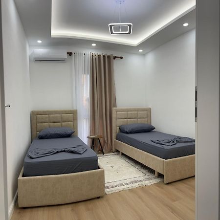 B&B Kroni 1 Shkoder Exterior photo